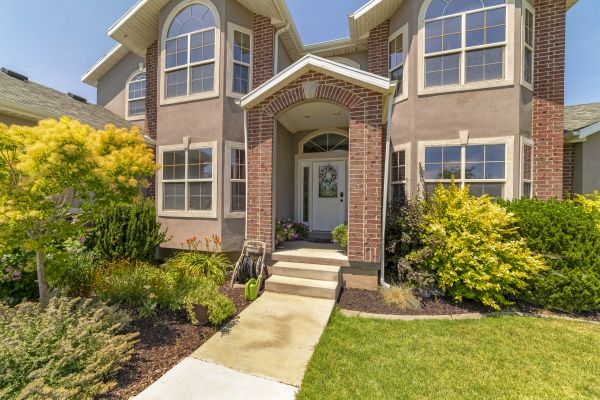 Transom Window Replacement in Blue Springs